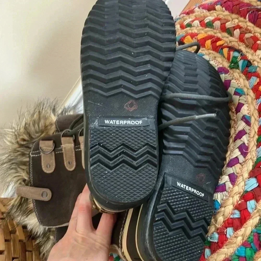 Sorel Waterproof Suede Leather Snow Boots - Picture 5 of 6